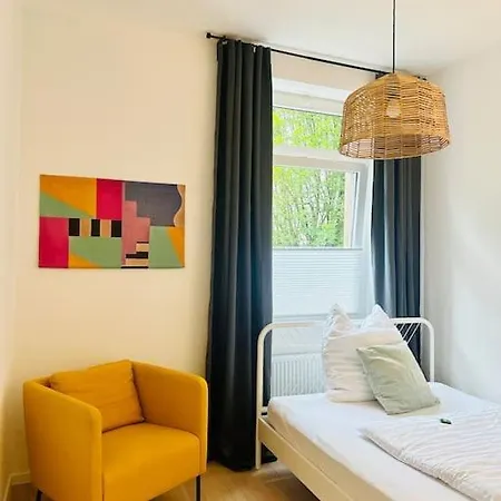 Wohntraum 140qm - 10 Personen - - Naehe Dus & Dortmund & Koeln & Essen Apartmán Wuppertal