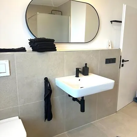 Wohntraum 140qm - 10 Personen - - Naehe Dus & Dortmund & Koeln & Essen Apartmán