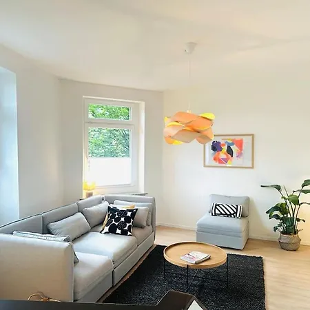 Wohntraum 140qm - 10 Personen - - Naehe Dus & Dortmund & Koeln & Essen