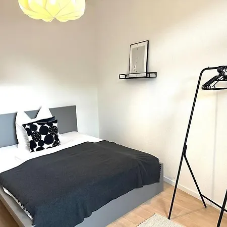 Appartement Wohntraum 140qm - 10 Personen - - Naehe Dus & Dortmund & Koeln & Essen *