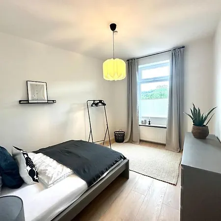 Wohntraum 140qm - 10 Personen - - Naehe Dus & Dortmund & Koeln & Essen