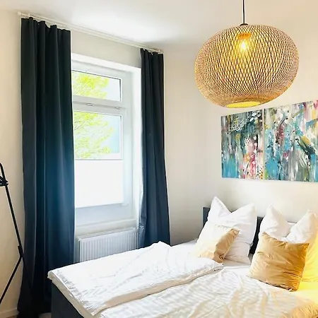 Wohntraum 140qm - 10 Personen - - Naehe Dus & Dortmund & Koeln & Essen