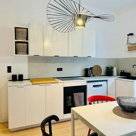 Wohntraum 140qm - 10 Personen - - Naehe Dus & Dortmund & Koeln & Essen *