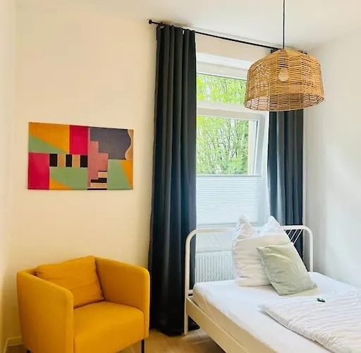 Wohntraum 140qm - 10 Personen - - Naehe Dus & Dortmund & Koeln & Essen Appartement Wuppertal