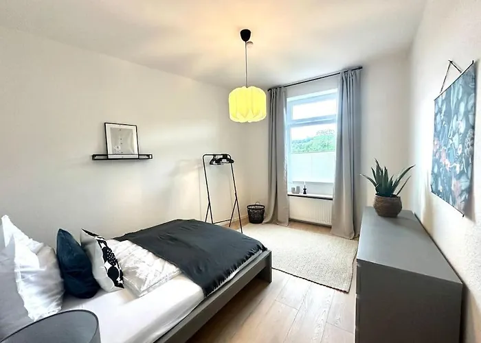 Wohntraum 140qm - 10 Personen - - Naehe Dus & Dortmund & Koeln & Essen